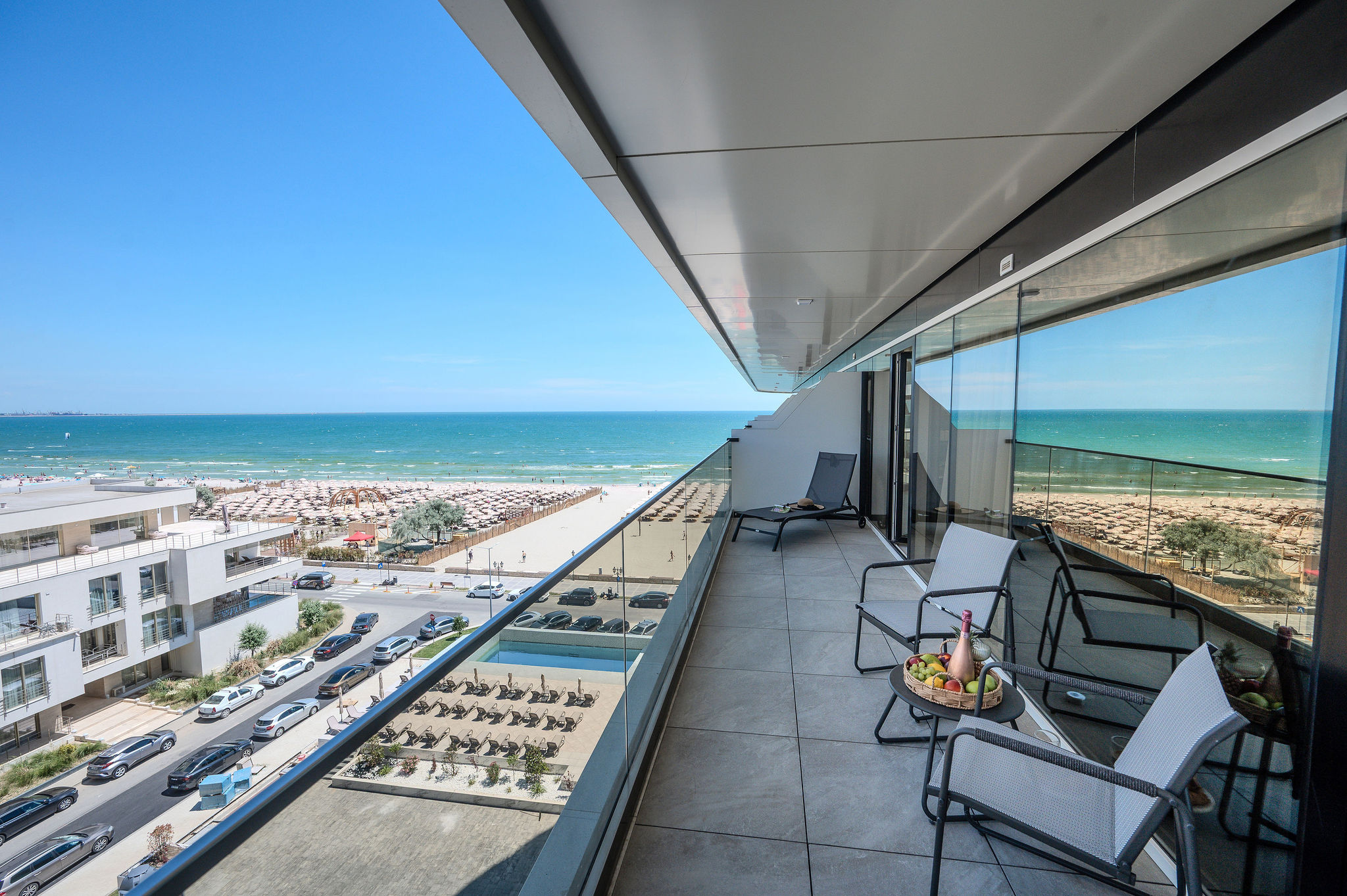 AC-813-Dawn Collection (90 SQM 1BD Front Sea View) — Διαμέρισμα — κατάλυμα διακοπών με θέα στη θάλασσα στο Aqua Cullinan Resort & SPA, Mamaia Nord, Κωνστάντζα, Ρουμανία — φωτογραφία 2 του καταλύματος | Aqua Vista Rentals