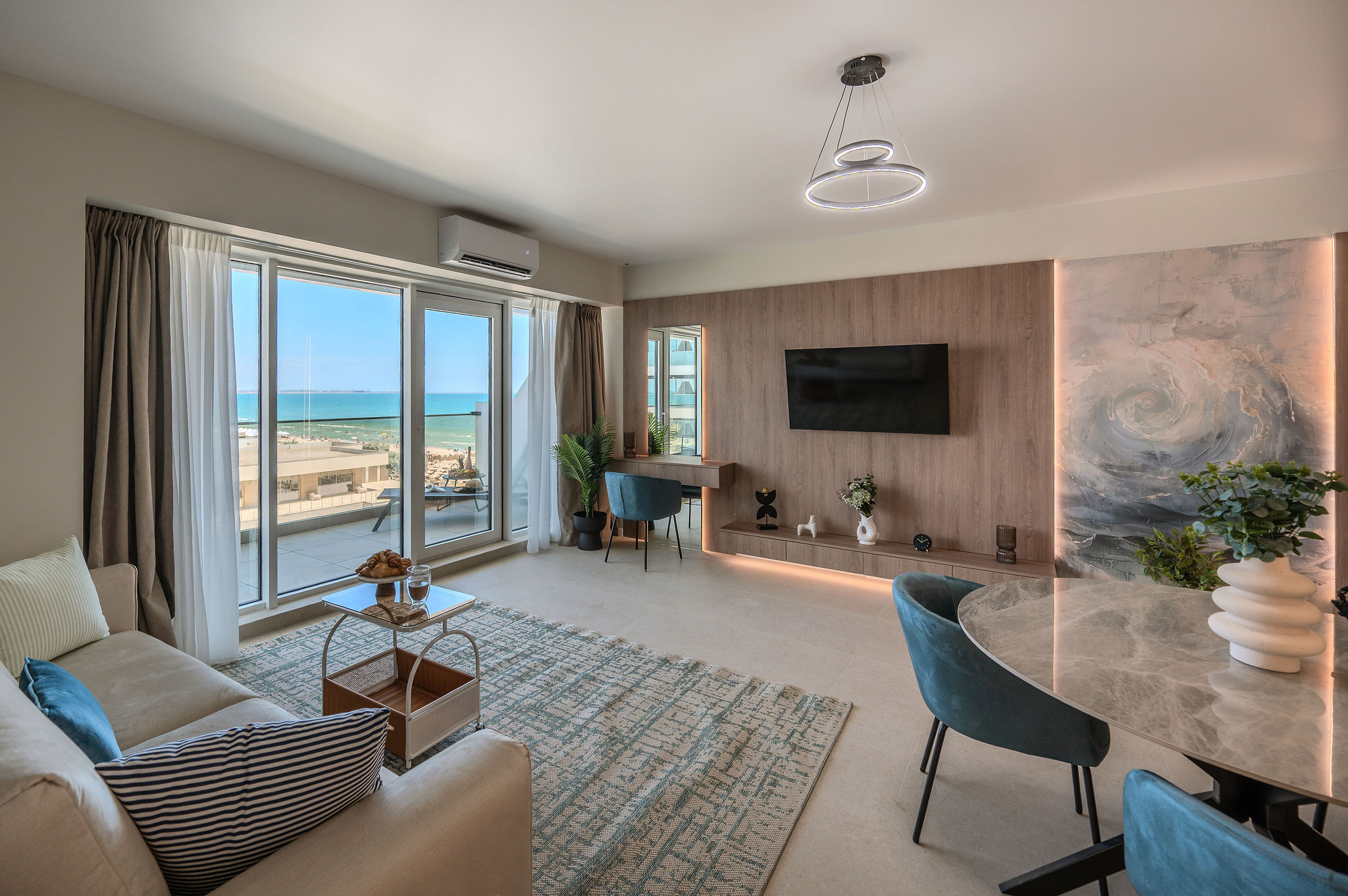 AC-813-Dawn Collection (90 SQM 1BD Front Sea View) — Διαμέρισμα — κατάλυμα διακοπών με θέα στη θάλασσα στο Aqua Cullinan Resort & SPA, Mamaia Nord, Κωνστάντζα, Ρουμανία — φωτογραφία 3 του καταλύματος | Aqua Vista Rentals