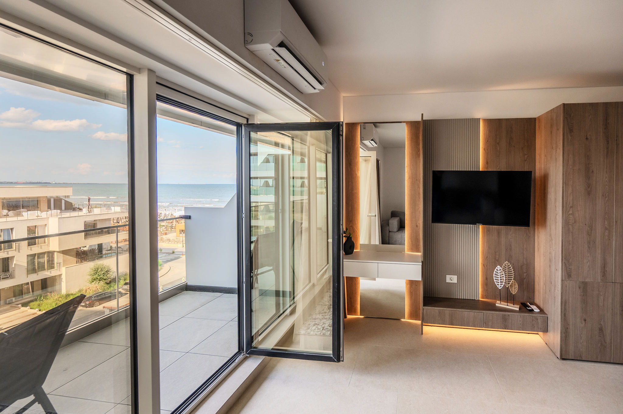 AC-414-Dawn Collection (90 SQM 1BD Front Sea View) — Διαμέρισμα — κατάλυμα διακοπών με θέα στη θάλασσα στο Aqua Cullinan Resort & SPA, Mamaia Nord, Κωνστάντζα, Ρουμανία — φωτογραφία 8 του καταλύματος | Aqua Vista Rentals