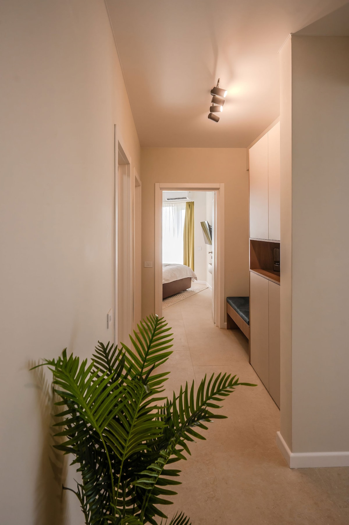 AC-805-Corniche Collection (151 SQM 2BD Corner View) — Διαμέρισμα — κατάλυμα διακοπών με θέα στην πόλη στο Aqua Cullinan Resort & SPA, Mamaia Nord, Κωνστάντζα, Ρουμανία — φωτογραφία 6 του καταλύματος | Aqua Vista Rentals