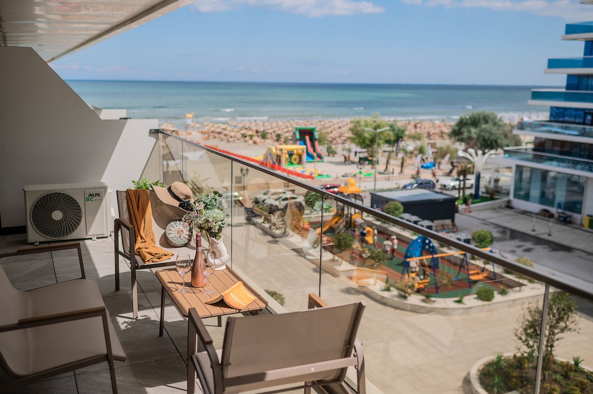 AC-322-Amphora (102 SQM 2BD Family Sea View) — Διαμέρισμα — κατάλυμα διακοπών με θέα στη θάλασσα στο Aqua Cullinan Resort & SPA, Mamaia Nord, Κωνστάντζα, Ρουμανία — κύρια φωτογραφία του καταλύματος | Aqua Vista Rentals