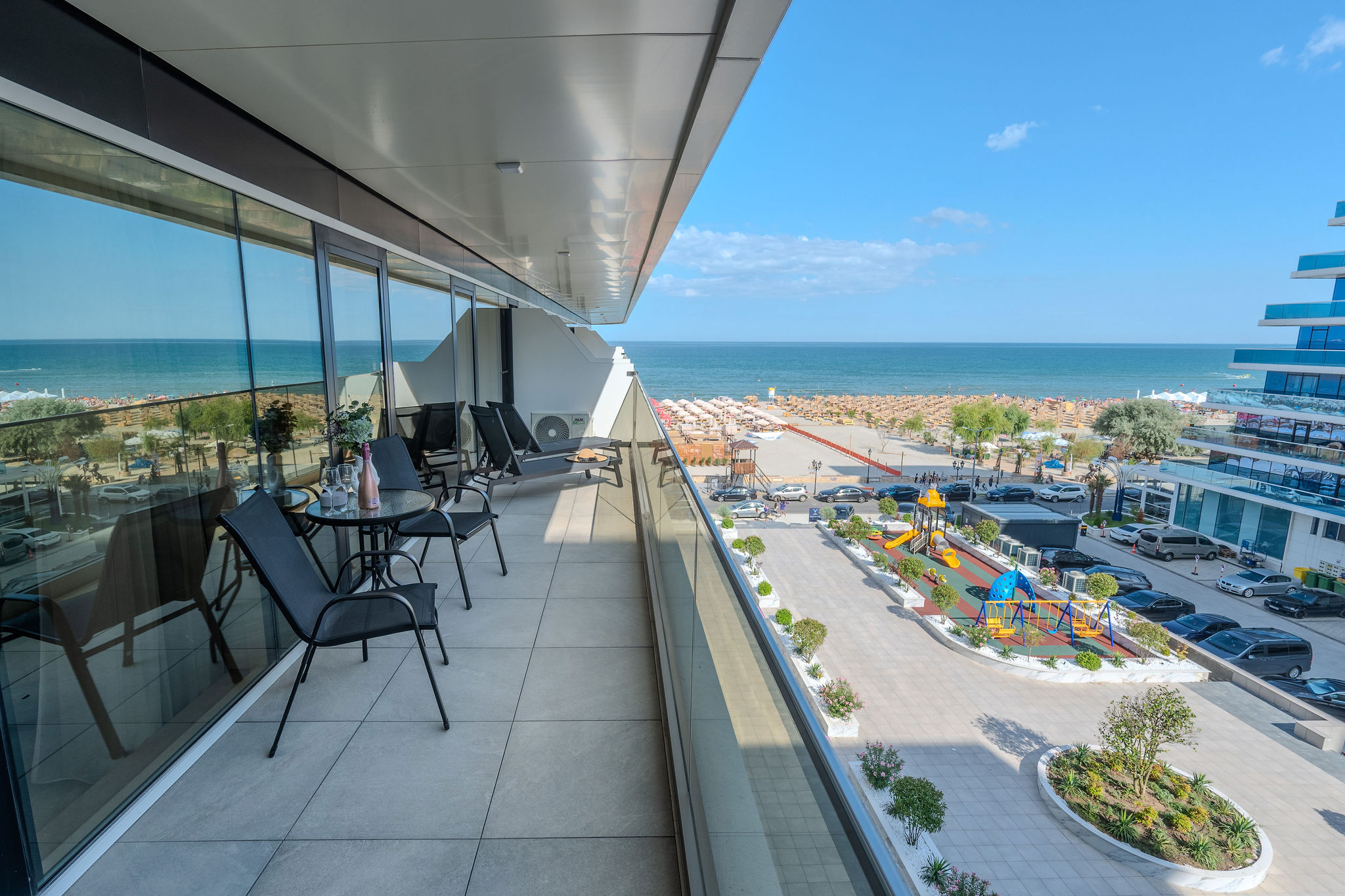 AC-422-Wraith Collection (102 SQM 2BD Family Sea View) — Διαμέρισμα — κατάλυμα διακοπών με θέα στη θάλασσα στο Aqua Cullinan Resort & SPA, Mamaia Nord, Κωνστάντζα, Ρουμανία — φωτογραφία 6 του καταλύματος | Aqua Vista Rentals