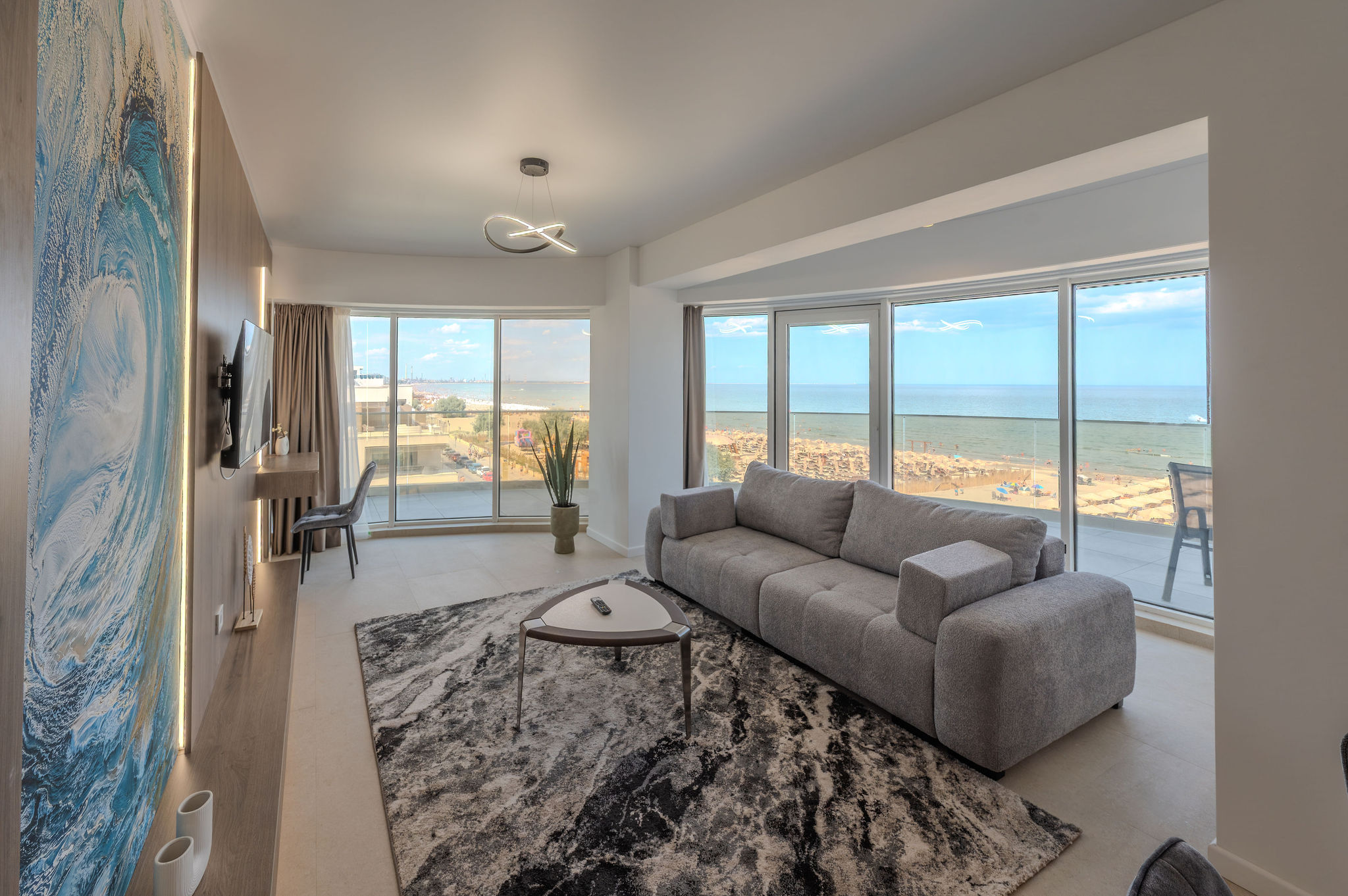 AC-418-Phantom Collection (144 SQM 2BD Panoramic Front Sea View) — Διαμέρισμα — κατάλυμα διακοπών με θέα στη θάλασσα στο Aqua Cullinan Resort & SPA, Mamaia Nord, Κωνστάντζα, Ρουμανία — φωτογραφία 4 του καταλύματος | Aqua Vista Rentals