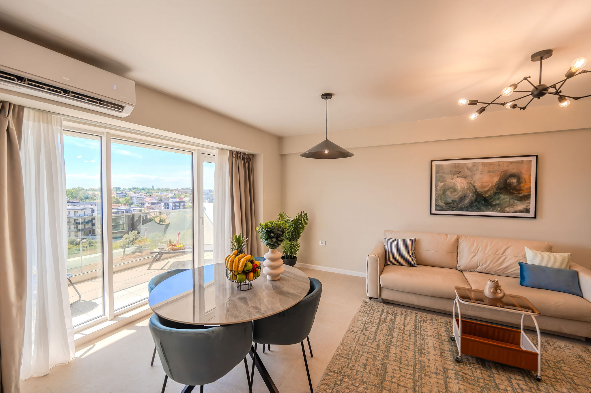 AC-803-Silver Shadow Collection (89 SQM 1BD City View) — Διαμέρισμα — κατάλυμα διακοπών με θέα στην πόλη στο Aqua Cullinan Resort & SPA, Mamaia Nord, Κωνστάντζα, Ρουμανία — φωτογραφία 2 του καταλύματος | Aqua Vista Rentals