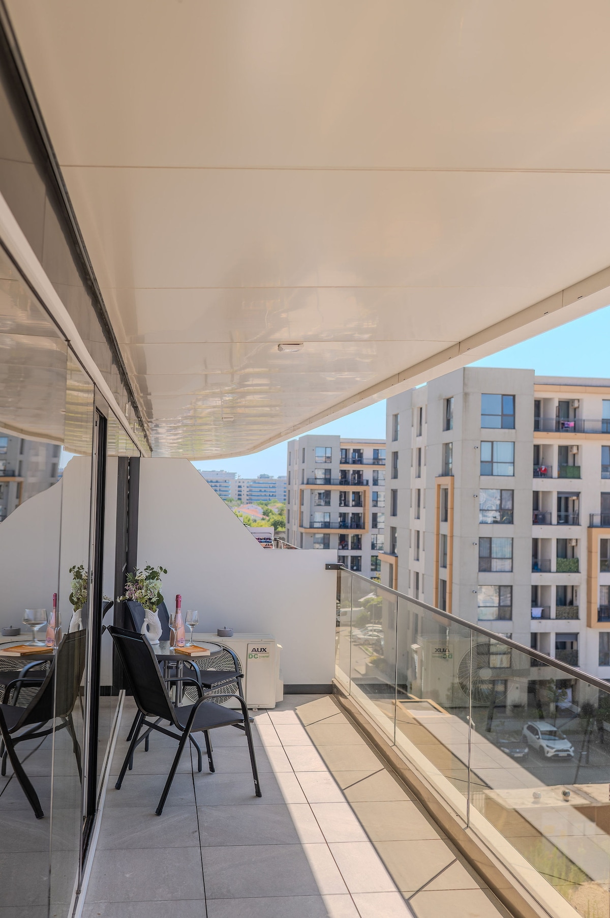 AC-431-Corniche Collection (151 SQM 2BD Corner View) — Apartament — închiriere de vacanță cu vedere la oraș în Aqua Cullinan Resort & SPA, Mamaia Nord, Constanța, România — fotografia 3 a proprietății | Aqua Vista Rentals