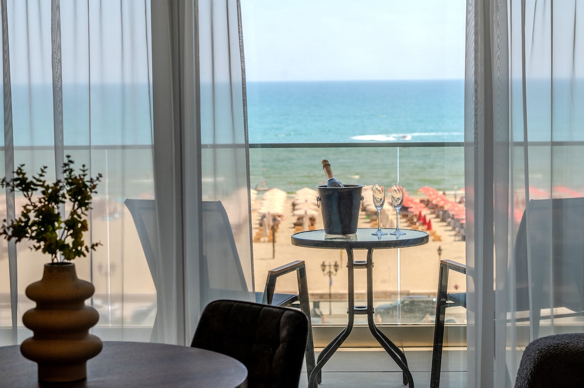 Ghost Collection (145 SQM 2BD Sea View Premium) — Διαμέρισμα — κατάλυμα διακοπών με θέα στη θάλασσα στο Aqua Cullinan Resort & SPA, Mamaia Nord, Κωνστάντζα, Ρουμανία — φωτογραφία 2 του καταλύματος | Aqua Vista Rentals