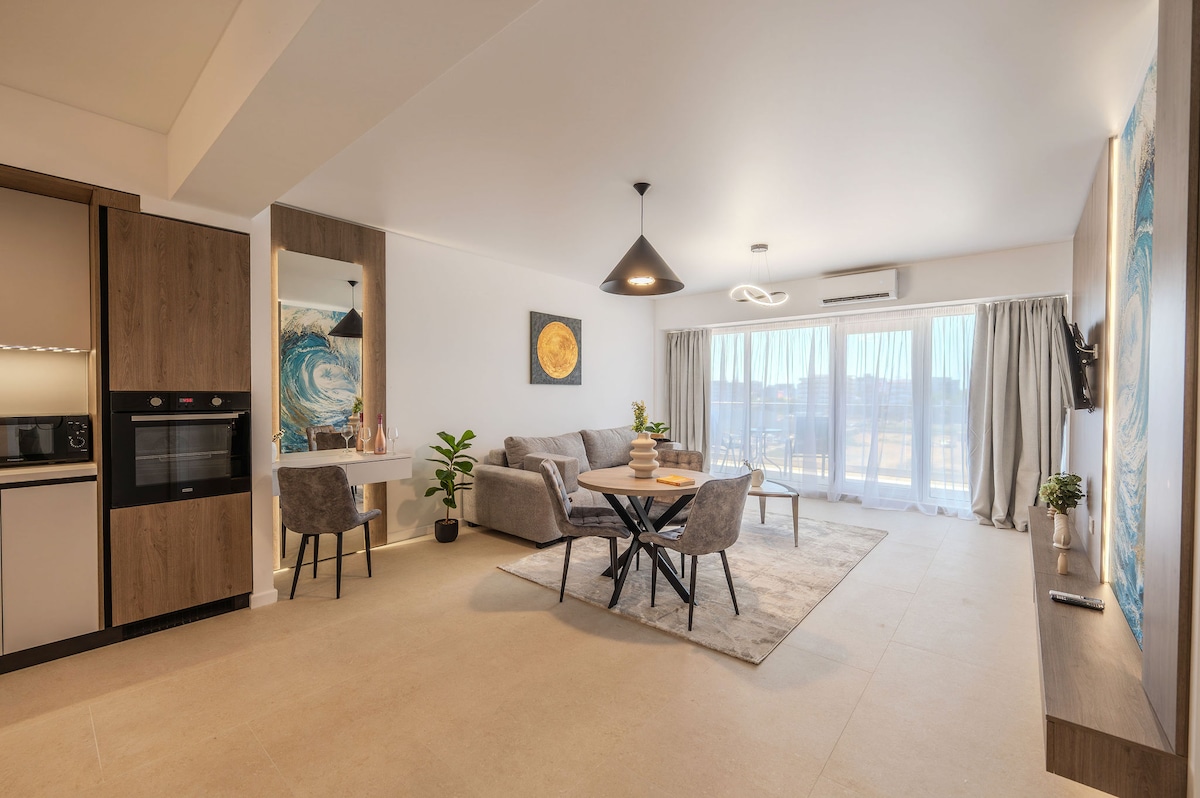 AC-235-Silver Spirit Collection (104 SQM 1BD+ City View) — Διαμέρισμα — κατάλυμα διακοπών με θέα στην πόλη στο Aqua Cullinan Resort & SPA, Mamaia Nord, Κωνστάντζα, Ρουμανία — φωτογραφία 2 του καταλύματος | Aqua Vista Rentals