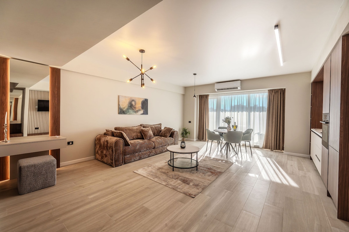 AC-134-Silver Shadow Collection (89 SQM 1BD City View) — Διαμέρισμα — κατάλυμα διακοπών με θέα στην πόλη στο Aqua Cullinan Resort & SPA, Mamaia Nord, Κωνστάντζα, Ρουμανία — φωτογραφία 2 του καταλύματος | Aqua Vista Rentals