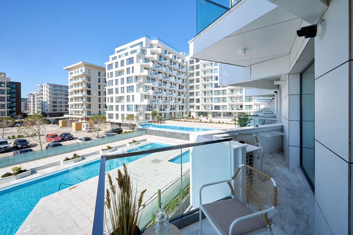 Infinity Everglow Apartment Spa&Pool Beach Resort-parking — Διαμέρισμα — κατάλυμα διακοπών με θέα στην πόλη στο Infinity Resort & SPA, Mamaia Nord, Κωνστάντζα, Ρουμανία — κύρια φωτογραφία του καταλύματος | Aqua Vista Rentals