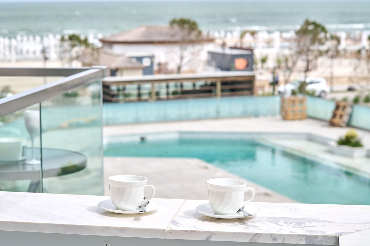 The Point Studio in Infinity Spa&Pools Resort - parking — Στούντιο — κατάλυμα διακοπών στο Infinity Resort & SPA, Mamaia Nord, Κωνστάντζα, Ρουμανία — φωτογραφία 7 του καταλύματος | Aqua Vista Rentals