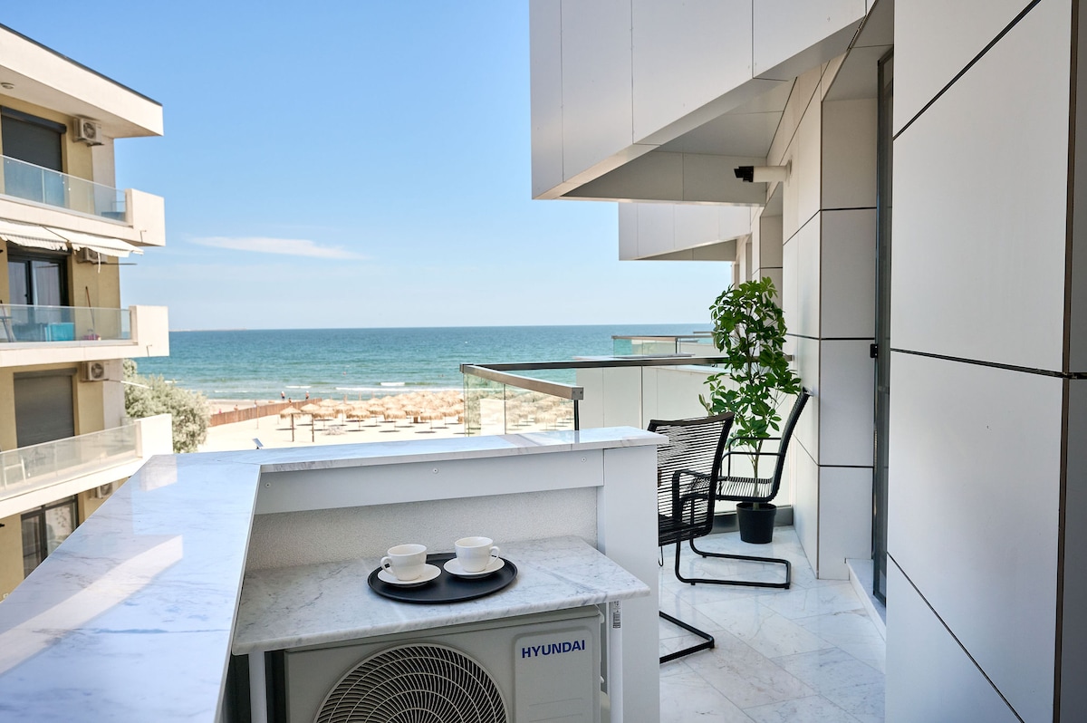 Infinity by Sea Apartment Beach Resort - parking — Διαμέρισμα — κατάλυμα διακοπών με θέα στη θάλασσα στο Infinity Resort & SPA, Mamaia Nord, Κωνστάντζα, Ρουμανία — φωτογραφία 6 του καταλύματος | Aqua Vista Rentals